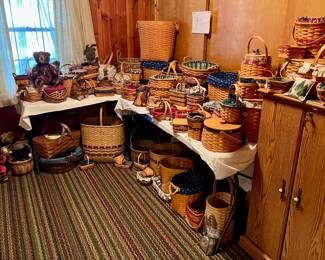 THE BASKET AND BEAR ROOM FILLED WITH DOZENS OF LONGABERGER BASKETS