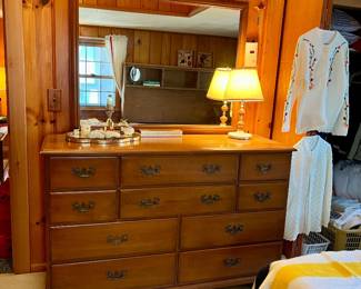 DRESSER WITH MIRROR