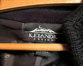 MANY ICELANDIC WOOL ITEMS