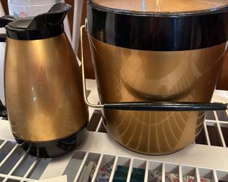 VINTAGE ICE BUCKET