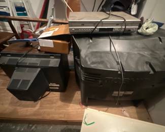 DVD/VHS players, vintage TV's