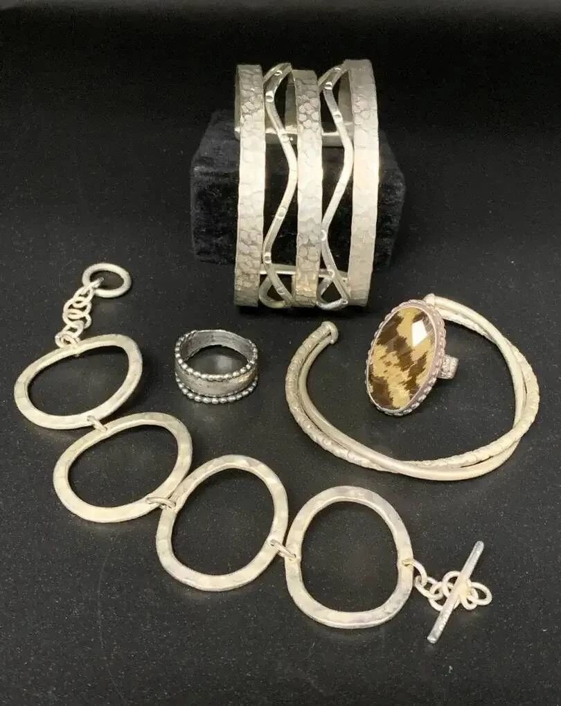 AM225V925 Bracelets  Rings