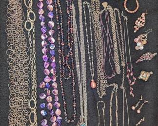 AM264Necklace Palooza