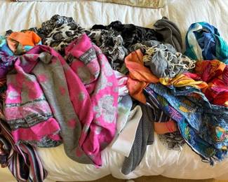 AM303Mystery Lot Scarves  Shawls