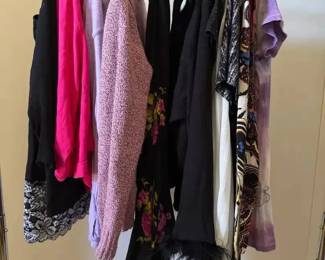 AM261Womens Tops Size SM