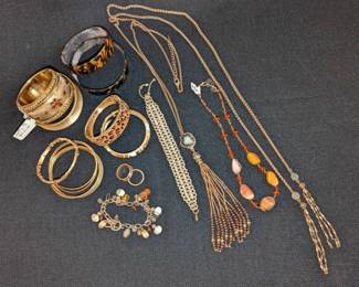 AM207Gold  Tortoise Costume Jewelry