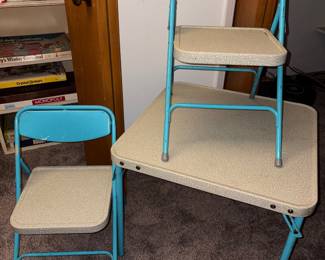 Vintage MCM Samsonite kids table & chairs 