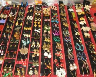 Costume Jewelry Pierced & Clip Earrings
