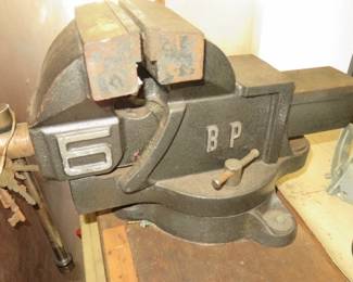 BP Heavy -Duty Bench Vise
