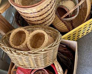 Baskets 