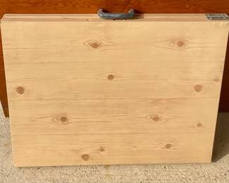 Vintage *Like New “Beauty Fold” Table