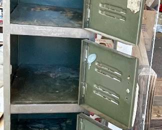 Vintage 6-Locker Set