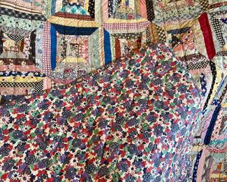 ANTIQUE HANDMADE FULL QUILT