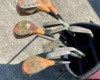 11-PC RAM Golf Club Set in Titleist Kick Stand Golf Bag