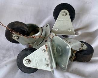 SET/4 CASTERS