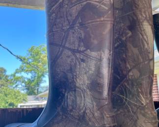 CAMOUFLAGE BATA BOOTS