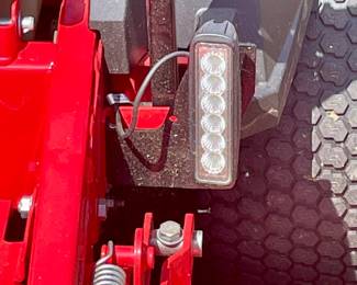 GRAVELY ZERO-TURN HD-60, 204 HOURS, LED LIGHTS, TRAILER HITCH
