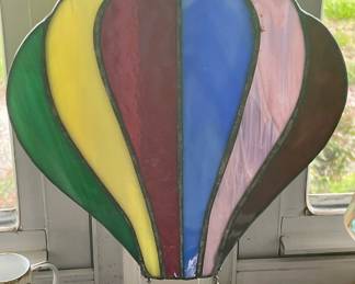 STAINED GLASS BALLOON HANGING ART