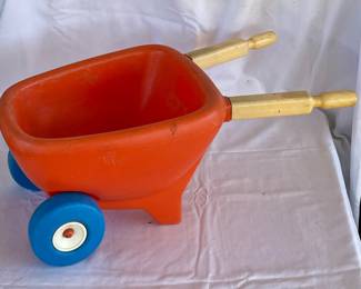 LITTLE TIKES WHEEL BARROW