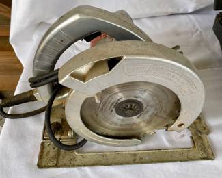 CRAFTSMAN 2 1/4 HP CIRCULAR SAW W/CASE