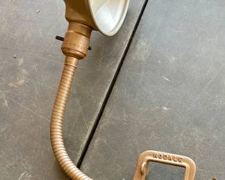 VINTAGE CLAMP LAMP