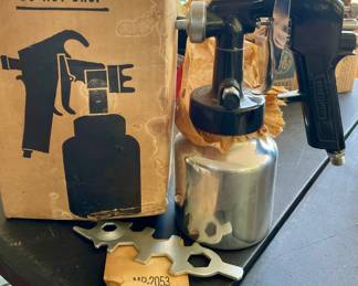 *NEW SPRAY GUN