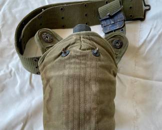 WWII CANTEEN SET AND BELT