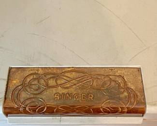 VINTAGE/ANTIQUE SINGER 401A WITH ACCESSORIES, CABINET AND BENCH