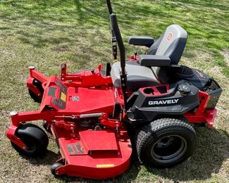 GRAVELY ZERO-TURN HD-60, 204 HOURS, LED LIGHTS, TRAILER HITCH