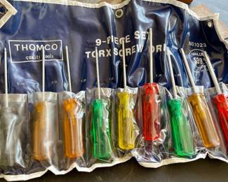 VINTAGE 9-PC TORK SCREWDRIVER SET