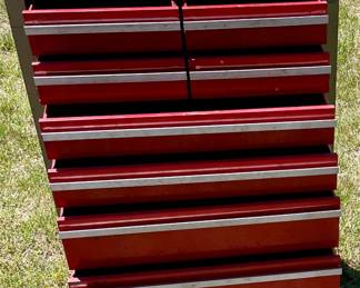 VINTAGE CRAFTSMAN 9-DRAWER TOOL BENCH/CART 