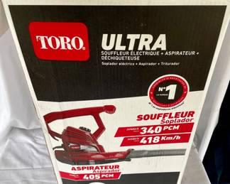 TORO ULTRA BLOWER WITH BAGGER
