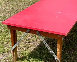 8’ Low Profile Table