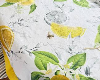 Lot #2 William Sonoma Tablecloth Collection with Pasta/Salad Bowl Williams Sonoma Tablecloth Lot (4) w/ Matching Decorative Bowl