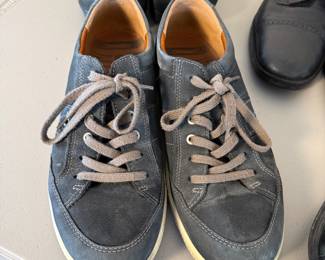 Lot #50 Excellent men’s designer shoe lot (Size 10) featuring a premium mix of ECCO, Cole Haan, and Dansko footwear—well-known f