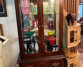 Mahogany glass display cabinet w/light