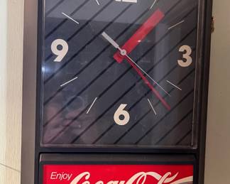 1980s Coca-Cola wall clock - battery operated