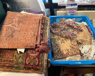 Vintage runners and doilies