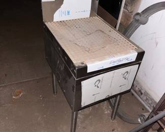 Glasstender Brand New for Bar or Restaurant $300.00