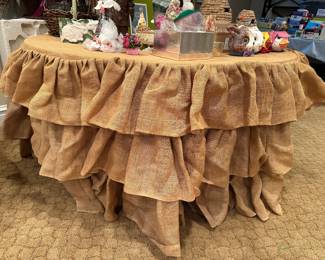 2 burlap tablecloths for the folding tables (only one photographed)