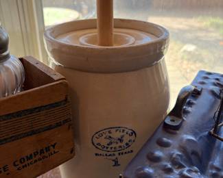 Rare Love Field Dallas Texasw Stoneware Butter Churn #1 Made from 1925 and 1948. The Love Field Pottery Company of Dallas Texas was only in business a short time