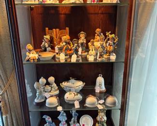 Figurines