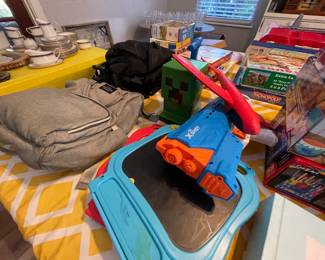 kids toys (boys & girls), puzzles & games, arts and crafts material, holiday decoration, child size chairs, diaper bags, etc.