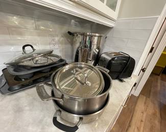 stainless steel cookware