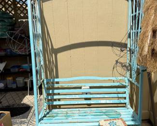 patio bench/trellis