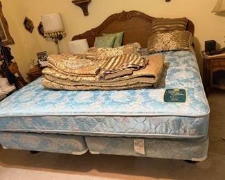 Thomasville king bed
