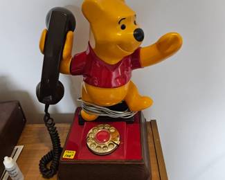 Winnie the Pooh working phone 