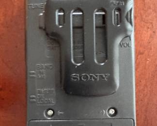 Sony FM/AM Walkman. Photo 2 of 2. 