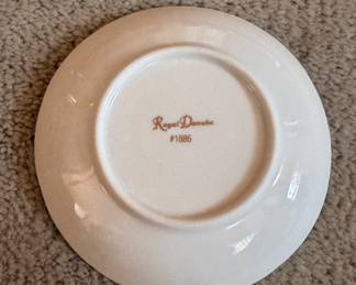 Set of 8 Royal Danube #1886 Bread & Butter Plates. Set of 8 Royal Danube #1886 Bread & Butter Plates. Photo 3 of 3. 