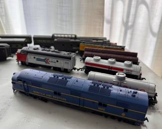 HO Scale Trains by Bachmann, Con-Cor & Rivarossi. HO Track Available, Too. Photo 1 of 6. 